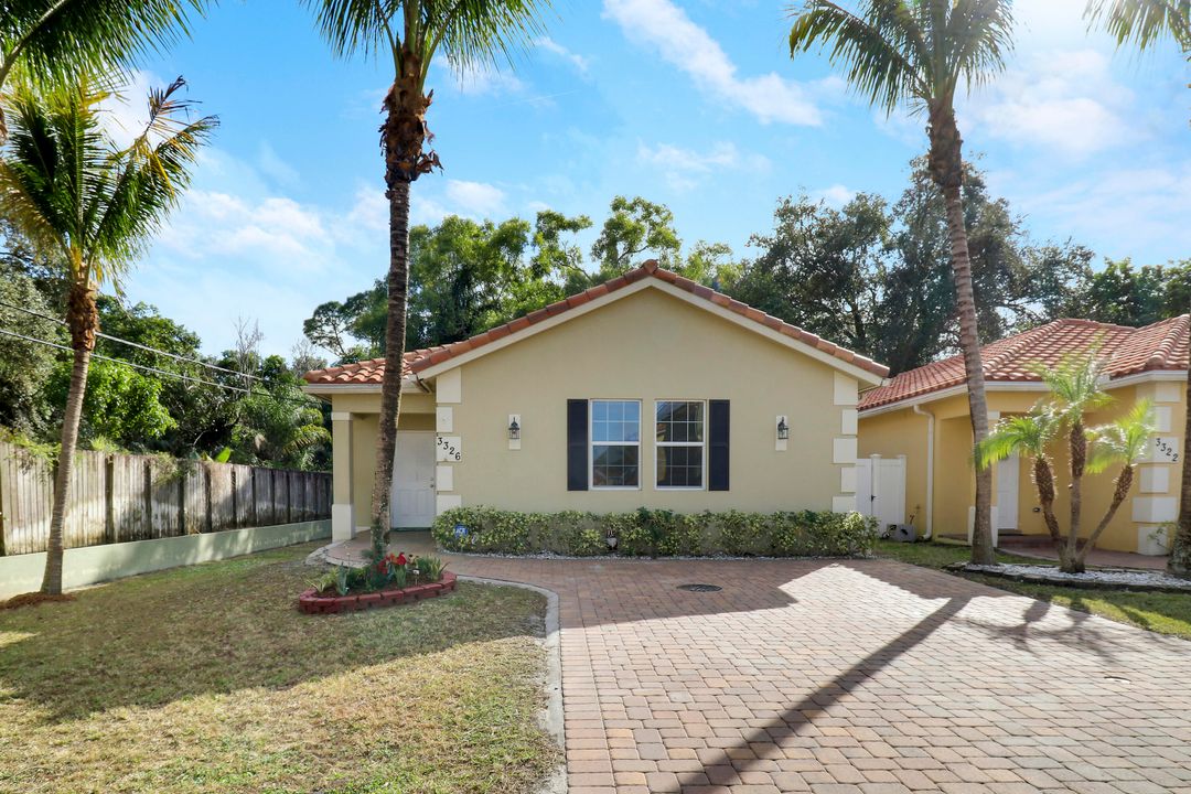 For Sale: $440,000 (3 beds, 2 baths, 1466 Square Feet)