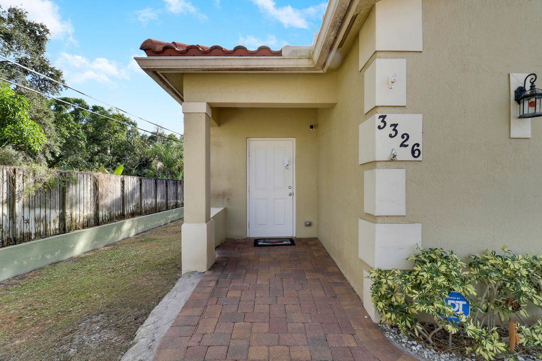 For Sale: $440,000 (3 beds, 2 baths, 1466 Square Feet)