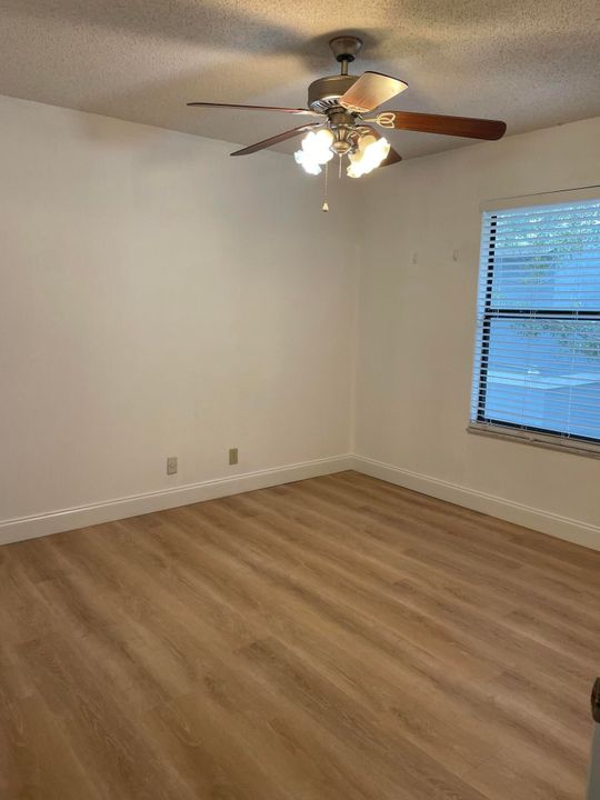 For Rent: $1,950 (2 beds, 2 baths, 953 Square Feet)