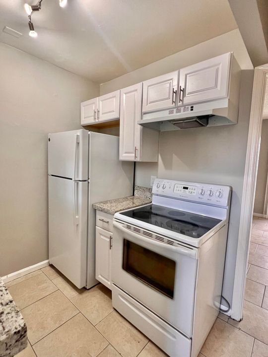 For Rent: $1,500 (1 beds, 1 baths, 495 Square Feet)