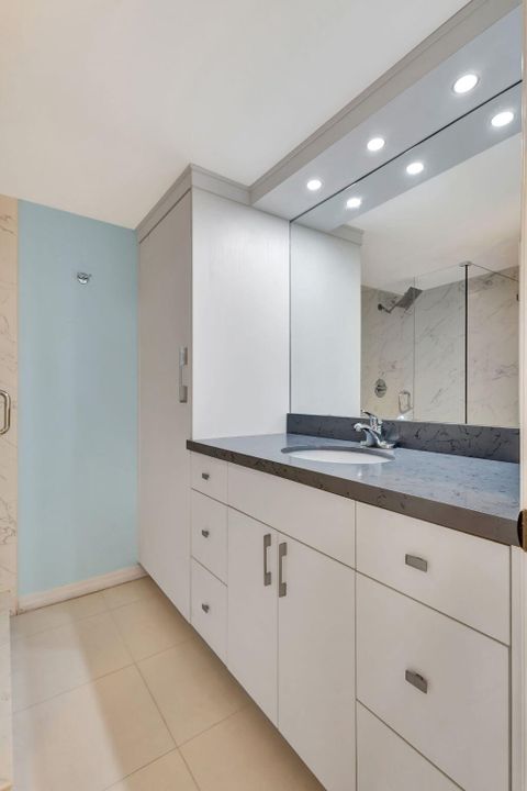 For Sale: $495,000 (2 beds, 2 baths, 1188 Square Feet)