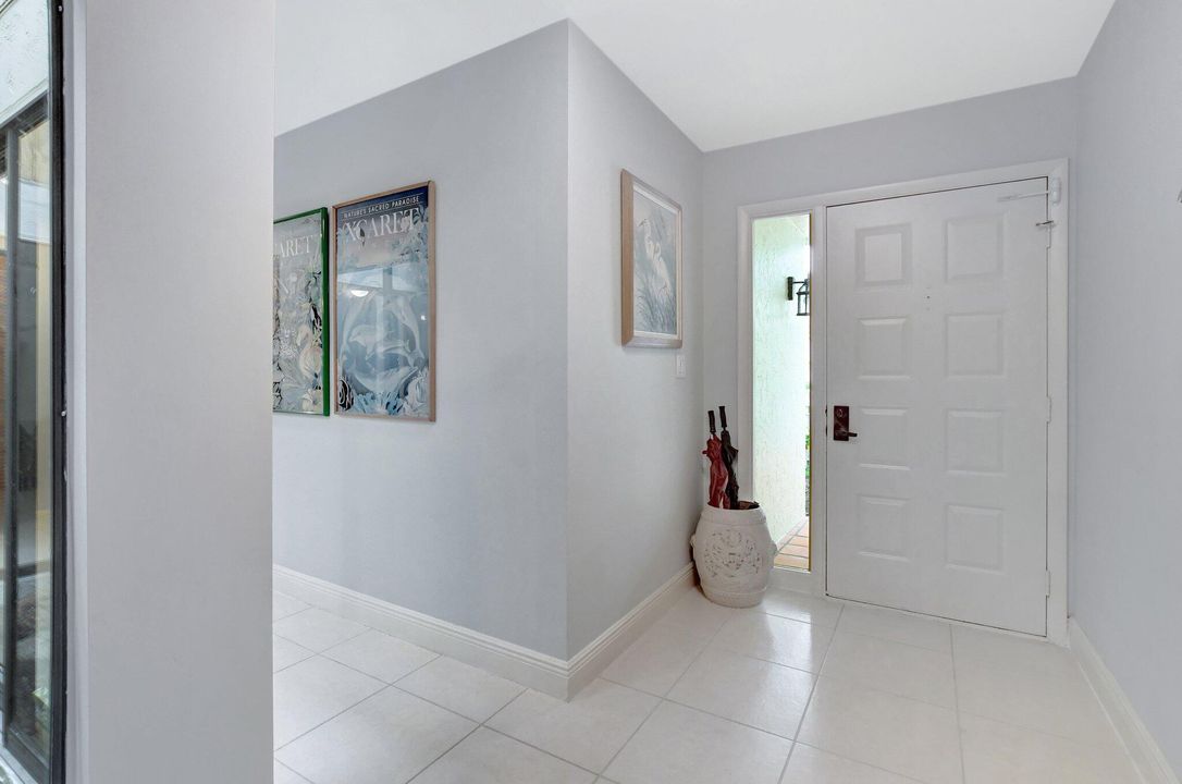 For Sale: $549,000 (3 beds, 2 baths, 1670 Square Feet)