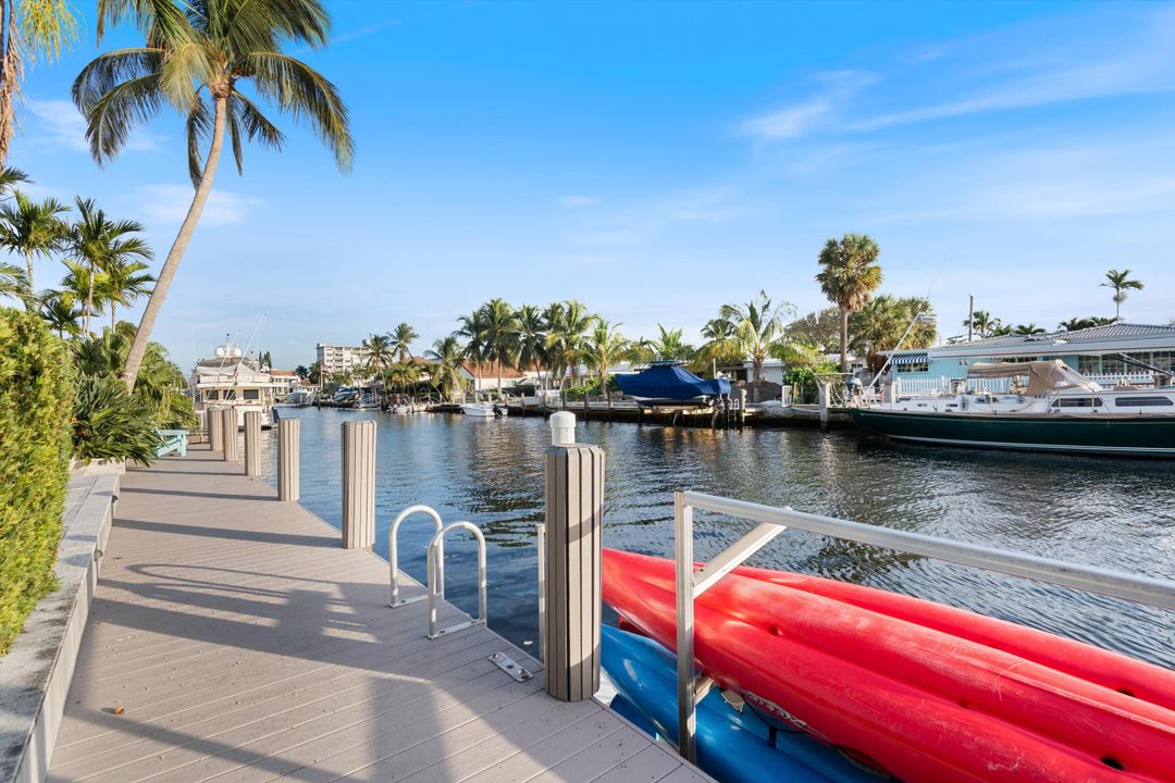 For Sale: $2,850,000 (3 beds, 3 baths, 2378 Square Feet)