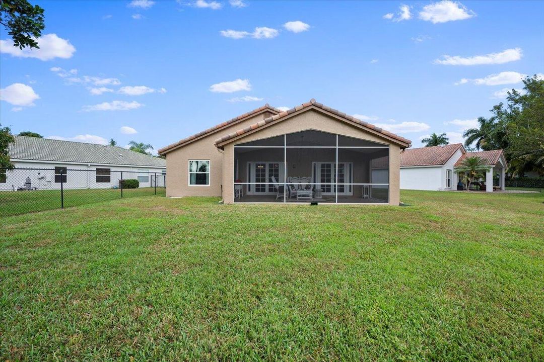 For Sale: $570,000 (3 beds, 2 baths, 1806 Square Feet)