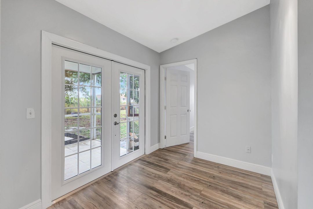 For Sale: $374,000 (3 beds, 2 baths, 1543 Square Feet)