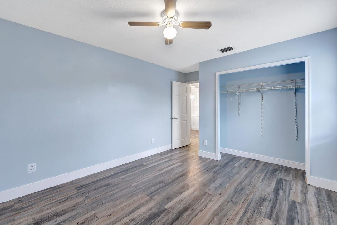 For Sale: $374,000 (3 beds, 2 baths, 1543 Square Feet)