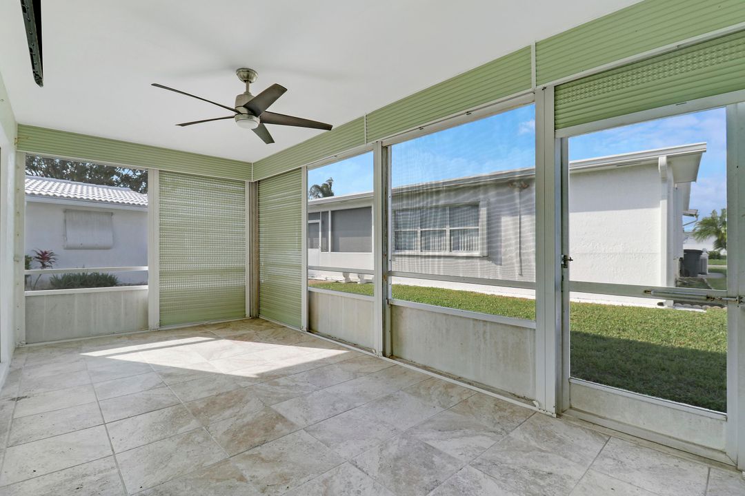 For Sale: $349,999 (2 beds, 2 baths, 1317 Square Feet)