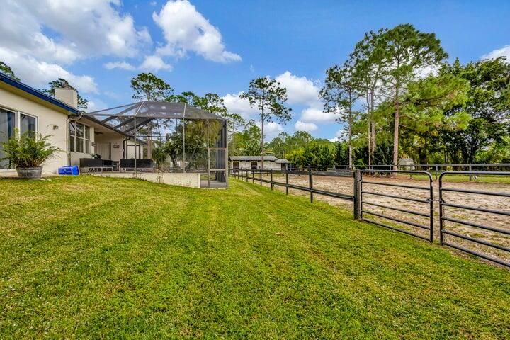 For Sale: $850,000 (4 beds, 3 baths, 2513 Square Feet)