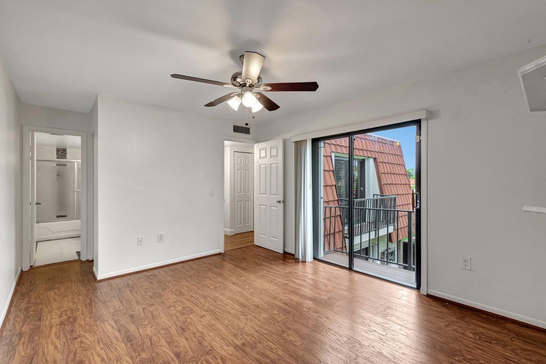 For Sale: $365,000 (2 beds, 2 baths, 1230 Square Feet)