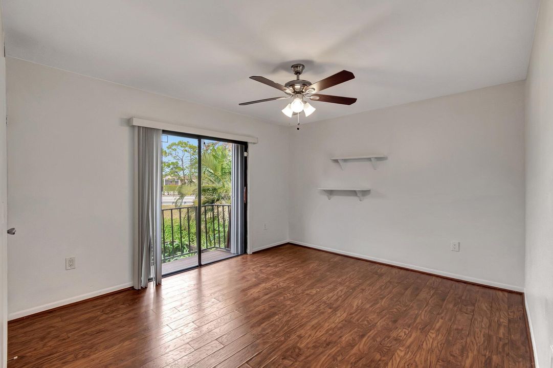 For Sale: $365,000 (2 beds, 2 baths, 1230 Square Feet)