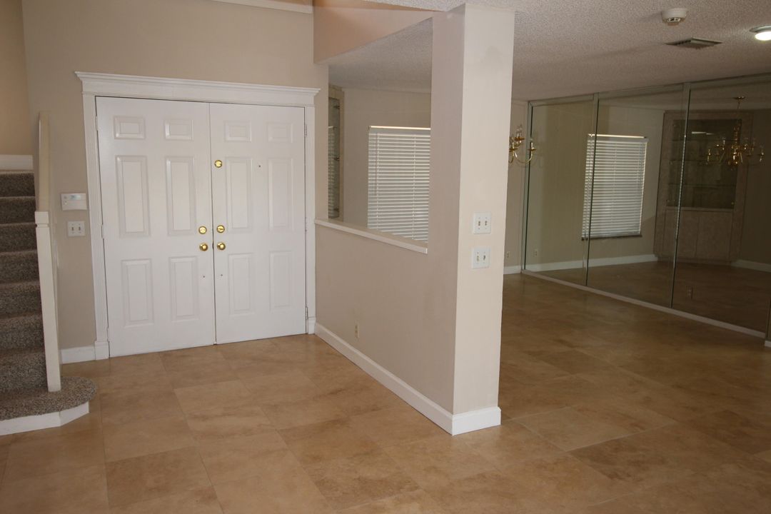 For Rent: $4,800 (4 beds, 4 baths, 2790 Square Feet)