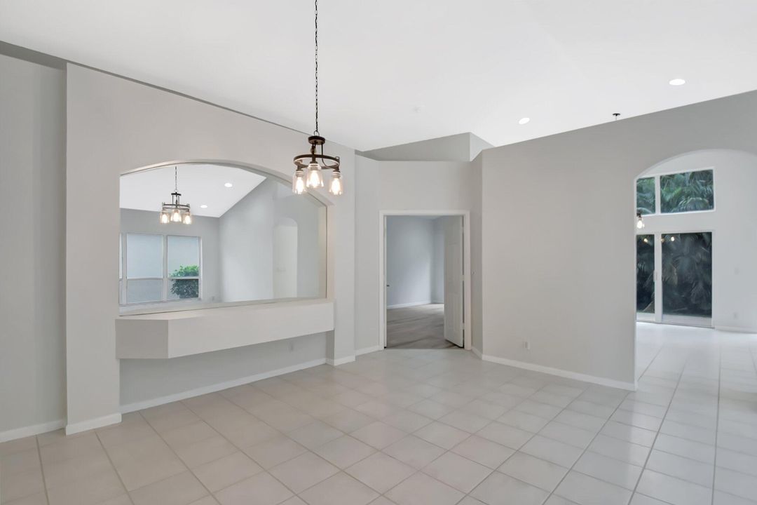 For Sale: $505,000 (3 beds, 2 baths, 1649 Square Feet)