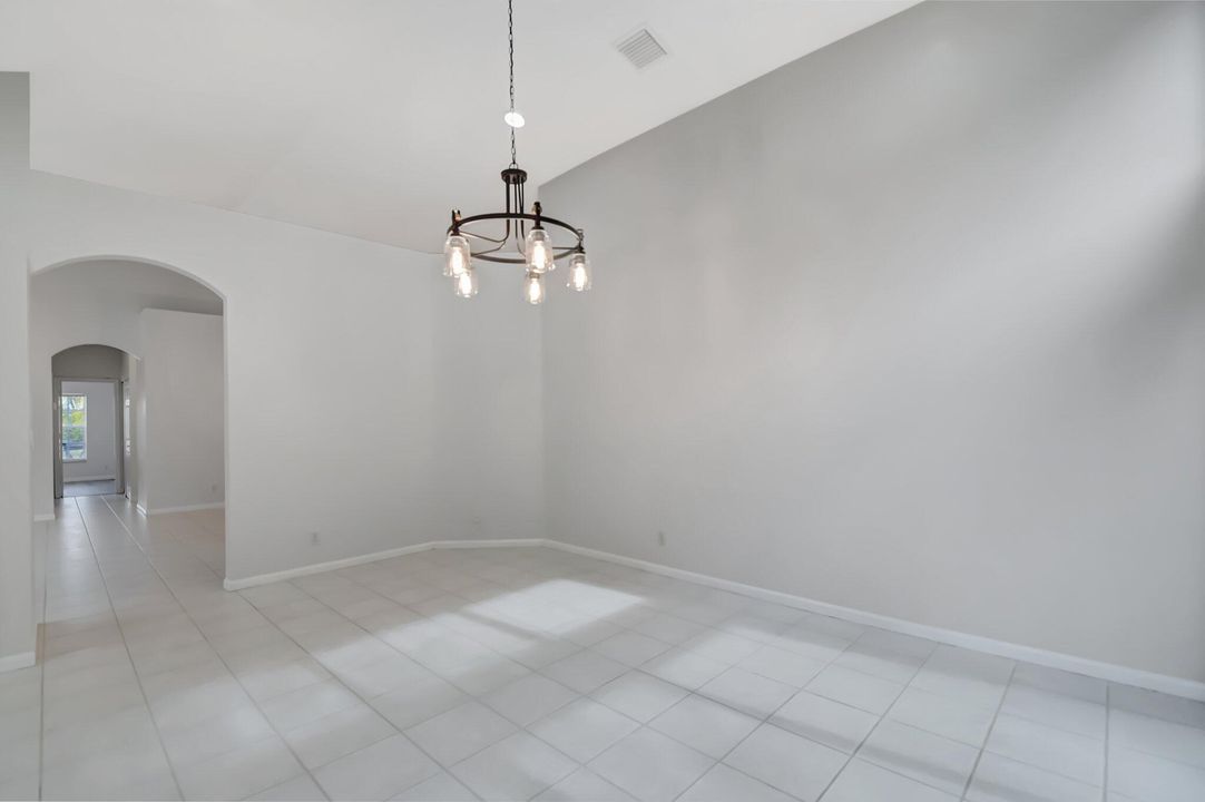 For Sale: $505,000 (3 beds, 2 baths, 1649 Square Feet)