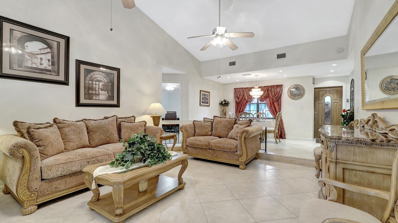 For Sale: $389,000 (3 beds, 2 baths, 1480 Square Feet)