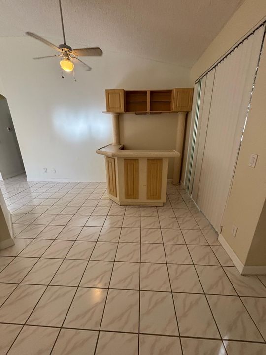 For Rent: $3,000 (3 beds, 2 baths, 1370 Square Feet)