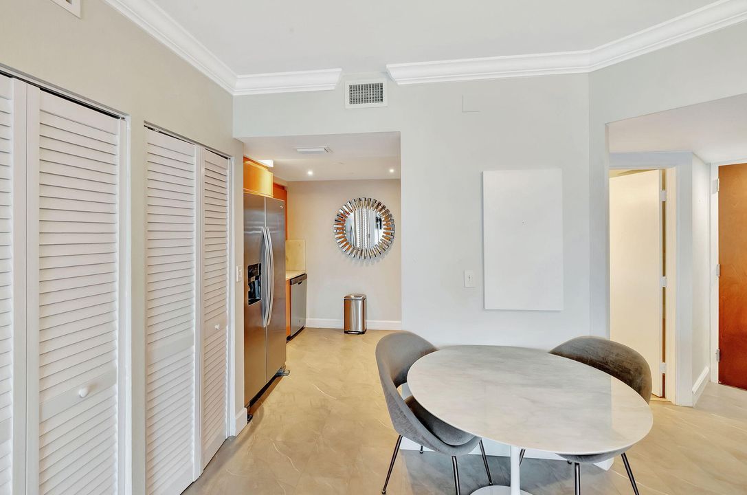 For Sale: $799,000 (1 beds, 1 baths, 808 Square Feet)