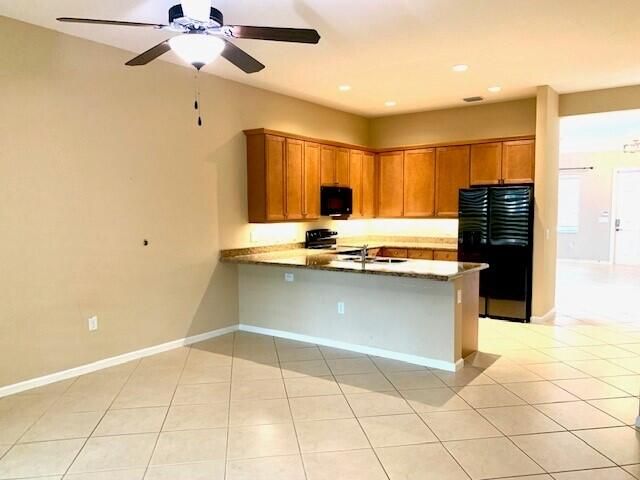 For Rent: $3,500 (3 beds, 2 baths, 1724 Square Feet)