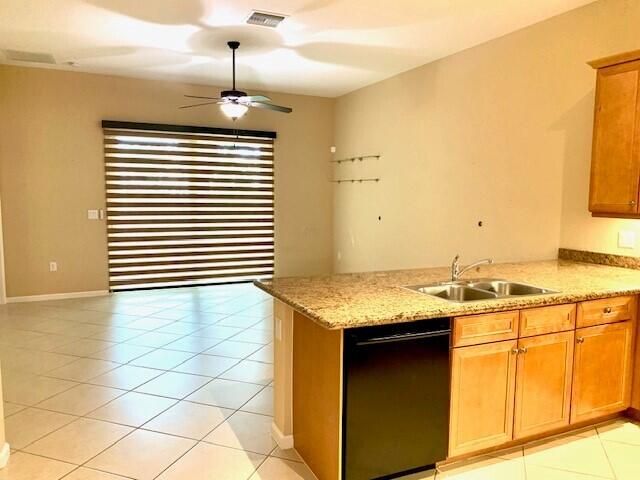 For Rent: $3,500 (3 beds, 2 baths, 1724 Square Feet)