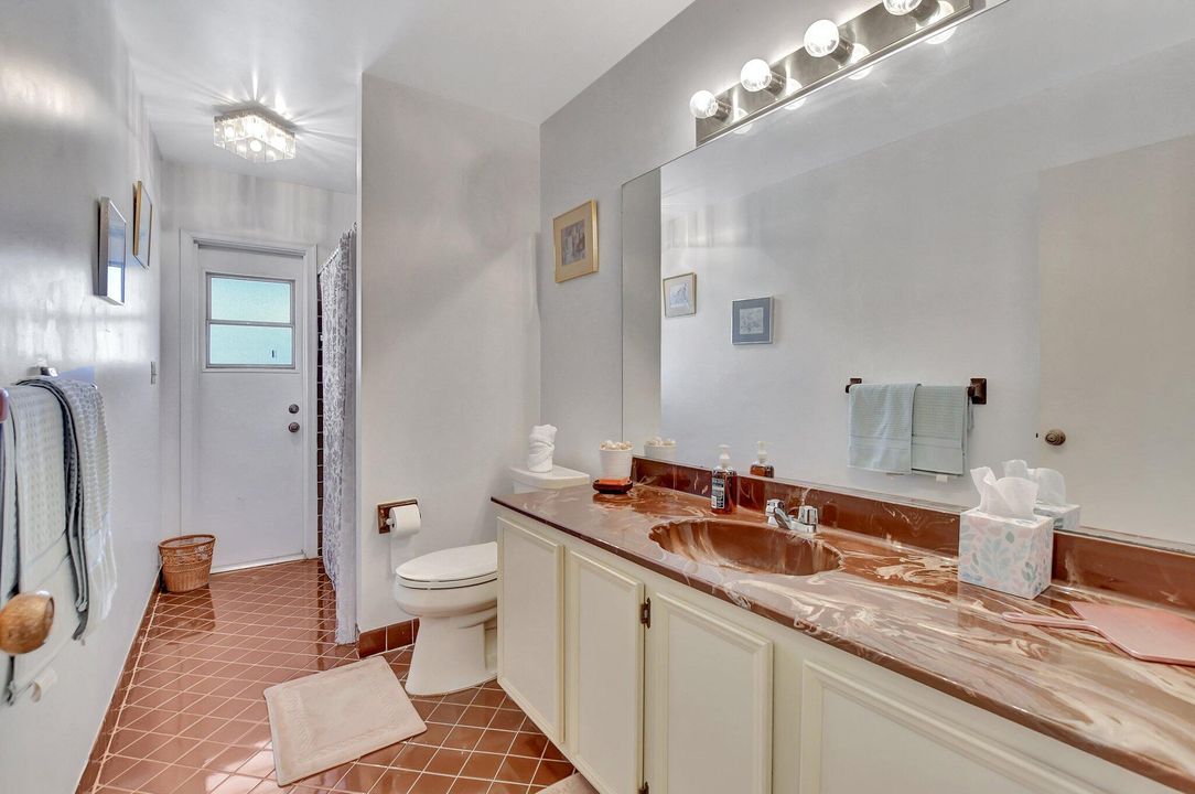 For Sale: $675,000 (3 beds, 2 baths, 1881 Square Feet)