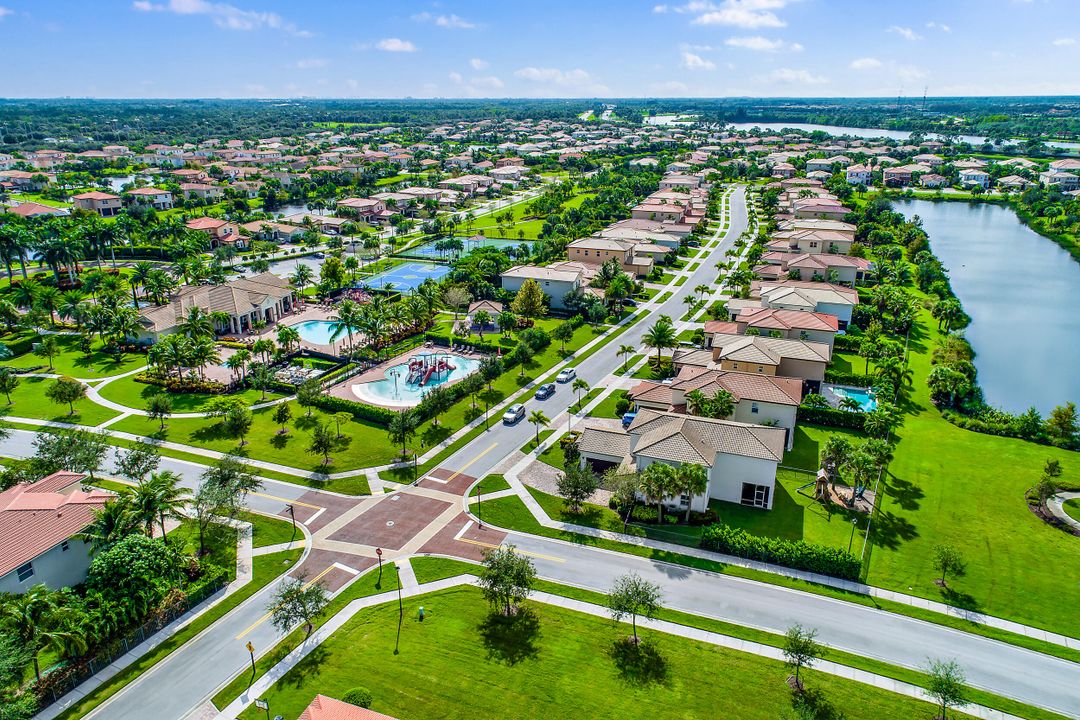 For Sale: $1,550,000 (4 beds, 3 baths, 3046 Square Feet)