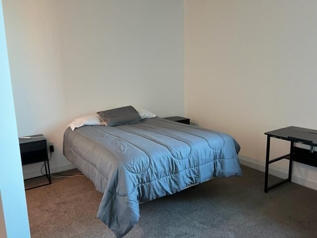 For Rent: $2,300 (1 beds, 1 baths, 643 Square Feet)