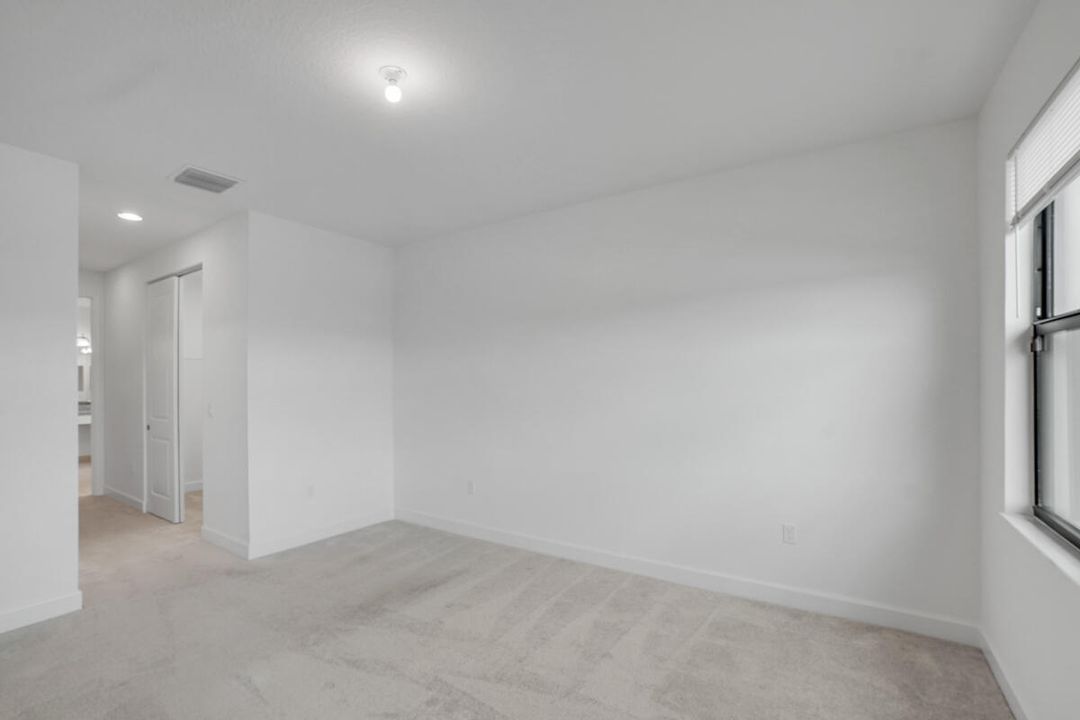 For Sale: $500,000 (2 beds, 2 baths, 1672 Square Feet)