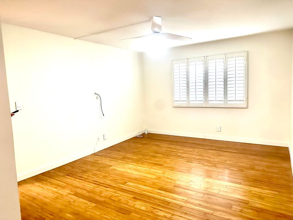 En Venta: $179,900 (1 camas, 1 baños, 741 Pies cuadrados)