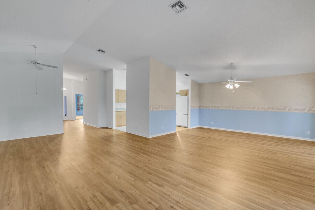 For Sale: $479,900 (3 beds, 2 baths, 1585 Square Feet)