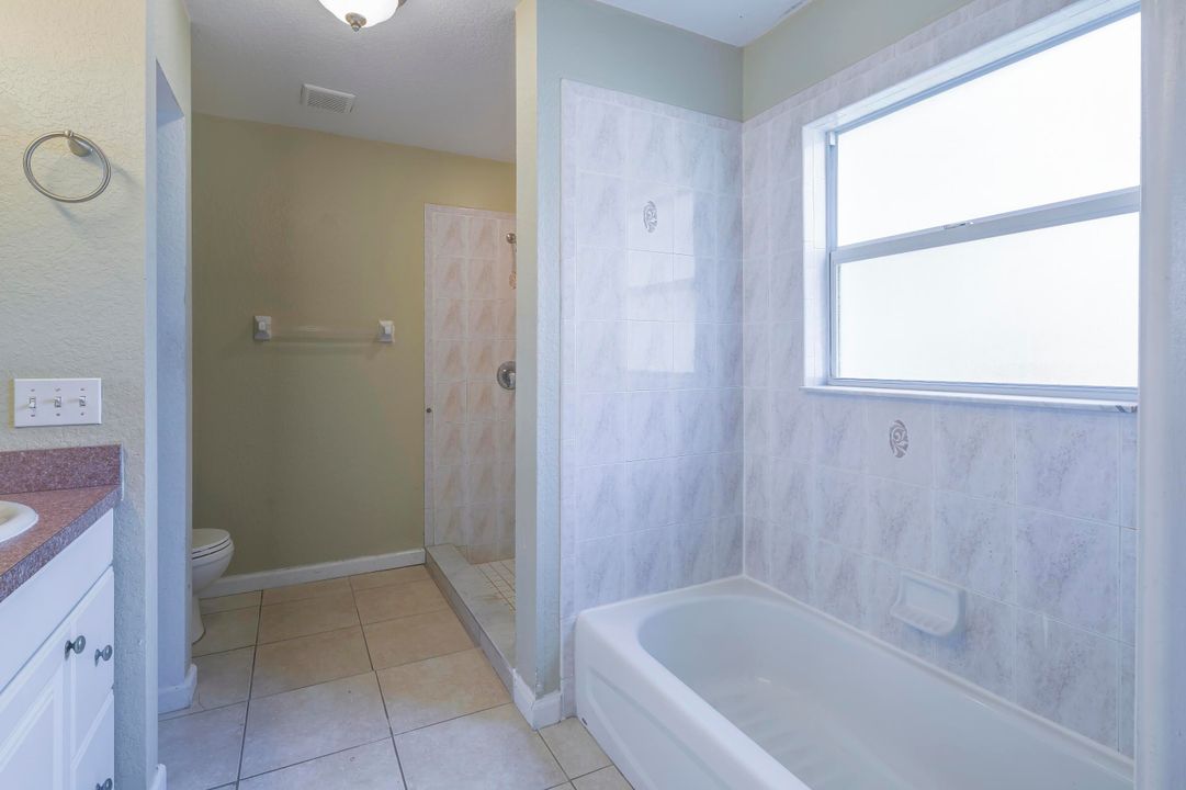 For Sale: $379,900 (3 beds, 2 baths, 1473 Square Feet)