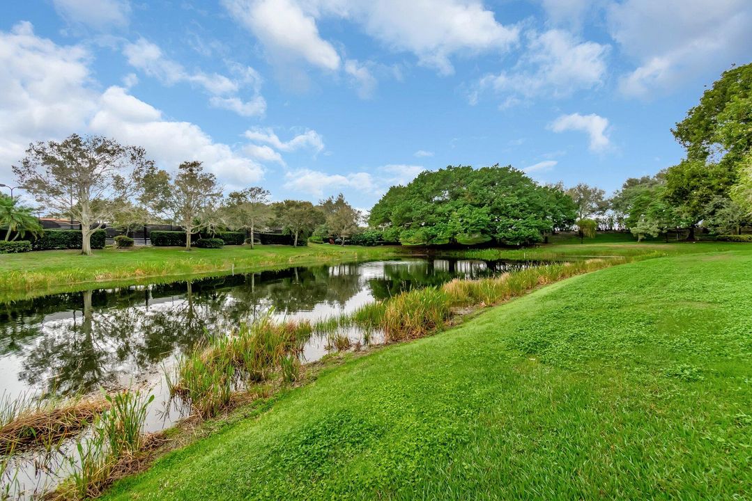 For Sale: $750,000 (4 beds, 2 baths, 2629 Square Feet)