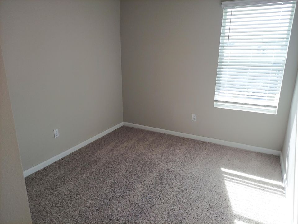 For Rent: $2,600 (3 beds, 2 baths, 1485 Square Feet)