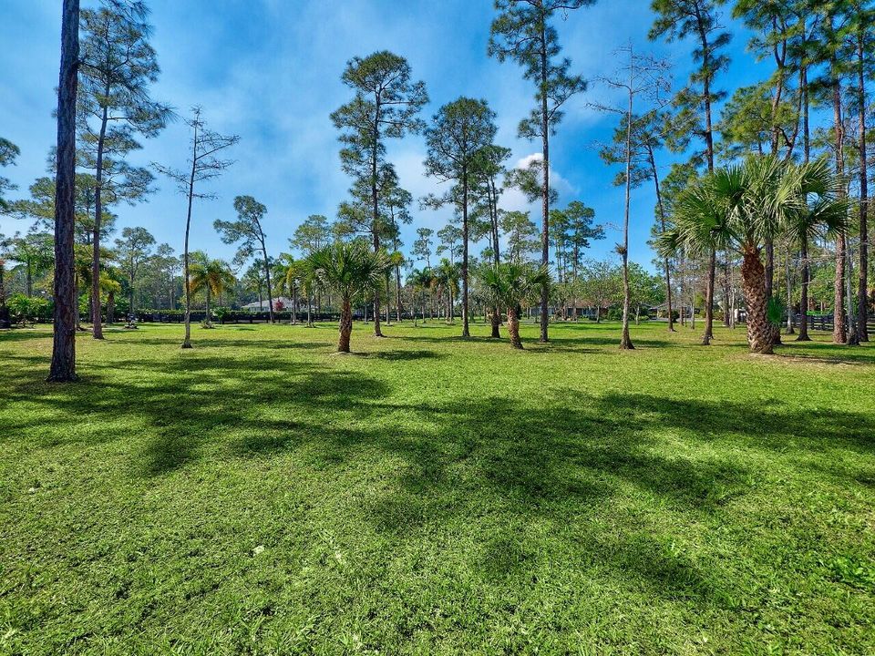 For Sale: $1,550,000 (5 beds, 3 baths, 3286 Square Feet)