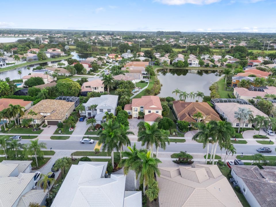 For Sale: $1,090,000 (5 beds, 3 baths, 3366 Square Feet)