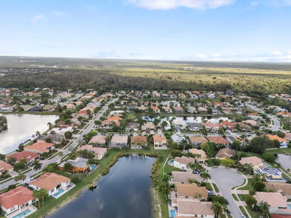 For Sale: $1,090,000 (5 beds, 3 baths, 3366 Square Feet)