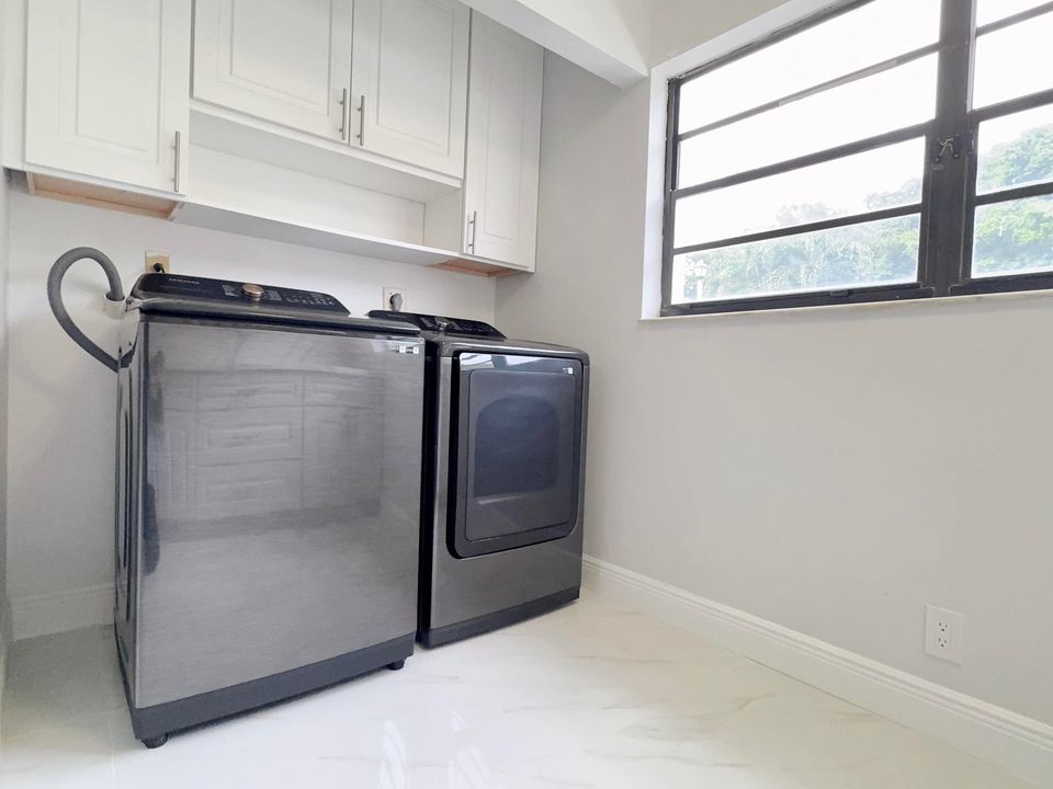 En Venta: $509,000 (3 camas, 3 baños, 1833 Pies cuadrados)