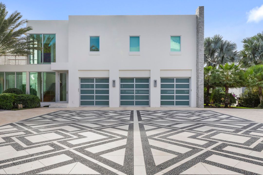 For Sale: $21,728,000 (5 beds, 6 baths, 7331 Square Feet)