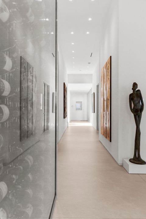 For Sale: $21,728,000 (5 beds, 6 baths, 7331 Square Feet)