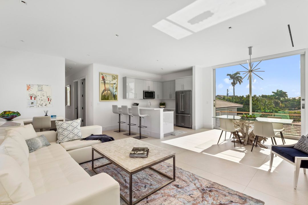 For Sale: $21,728,000 (5 beds, 6 baths, 7331 Square Feet)