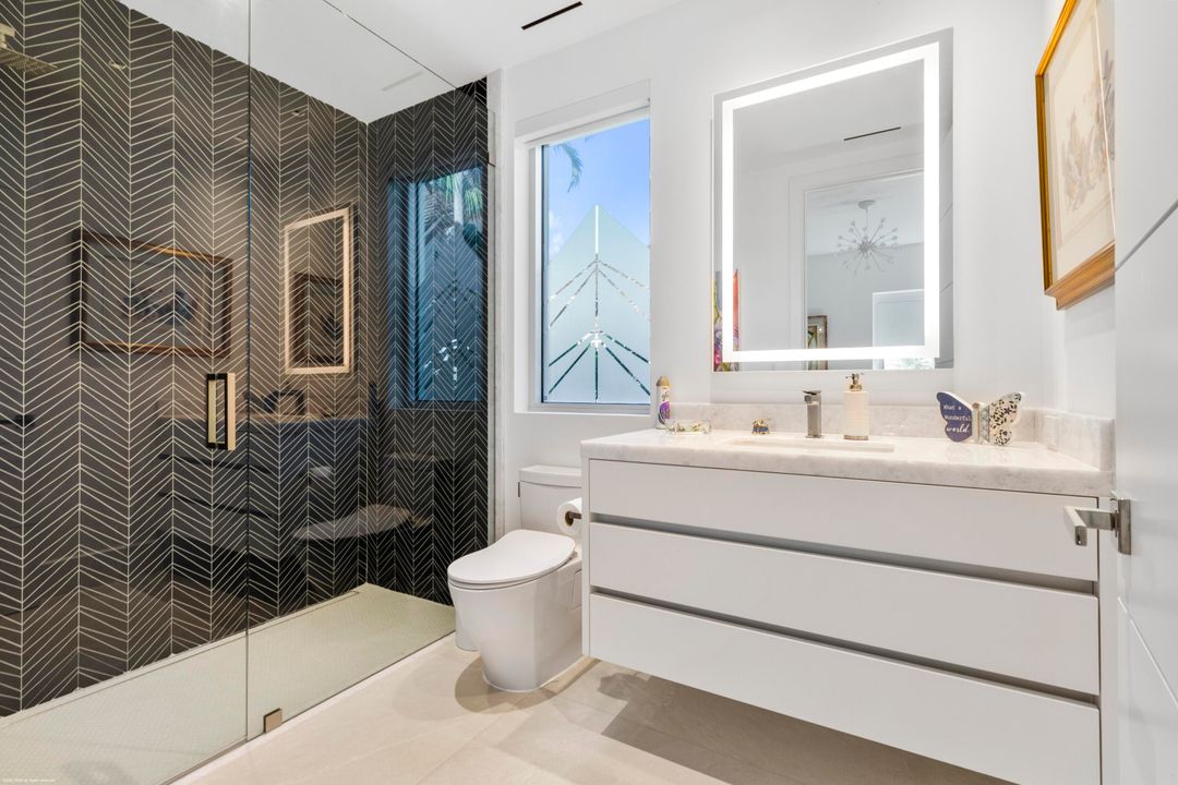 For Sale: $21,728,000 (5 beds, 6 baths, 7331 Square Feet)