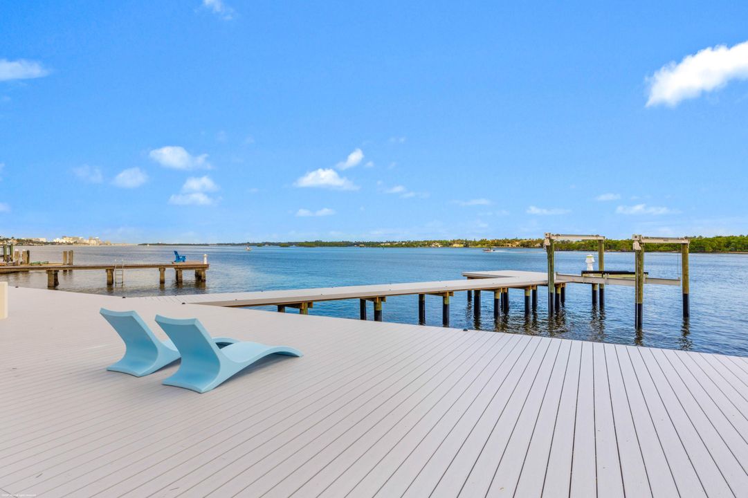 For Sale: $21,728,000 (5 beds, 6 baths, 7331 Square Feet)