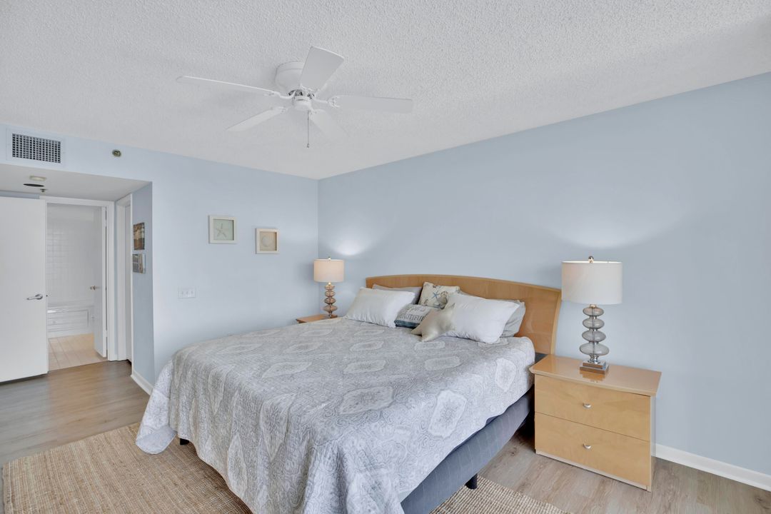 For Sale: $459,000 (2 beds, 2 baths, 1310 Square Feet)