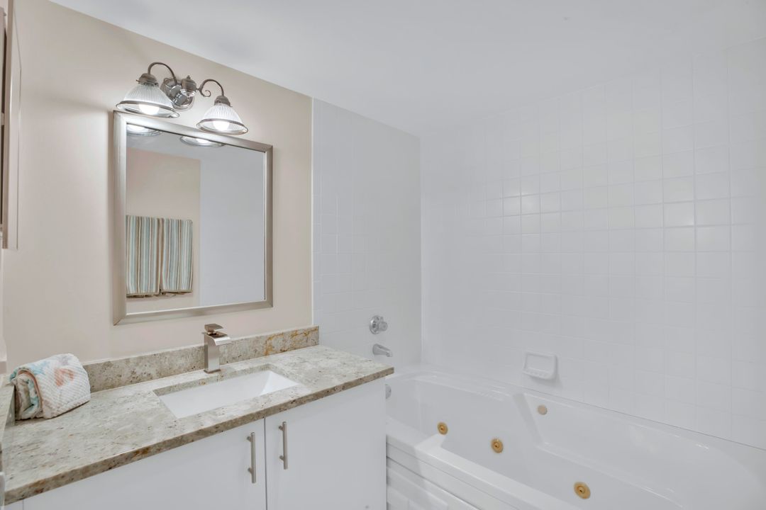 For Sale: $459,000 (2 beds, 2 baths, 1310 Square Feet)