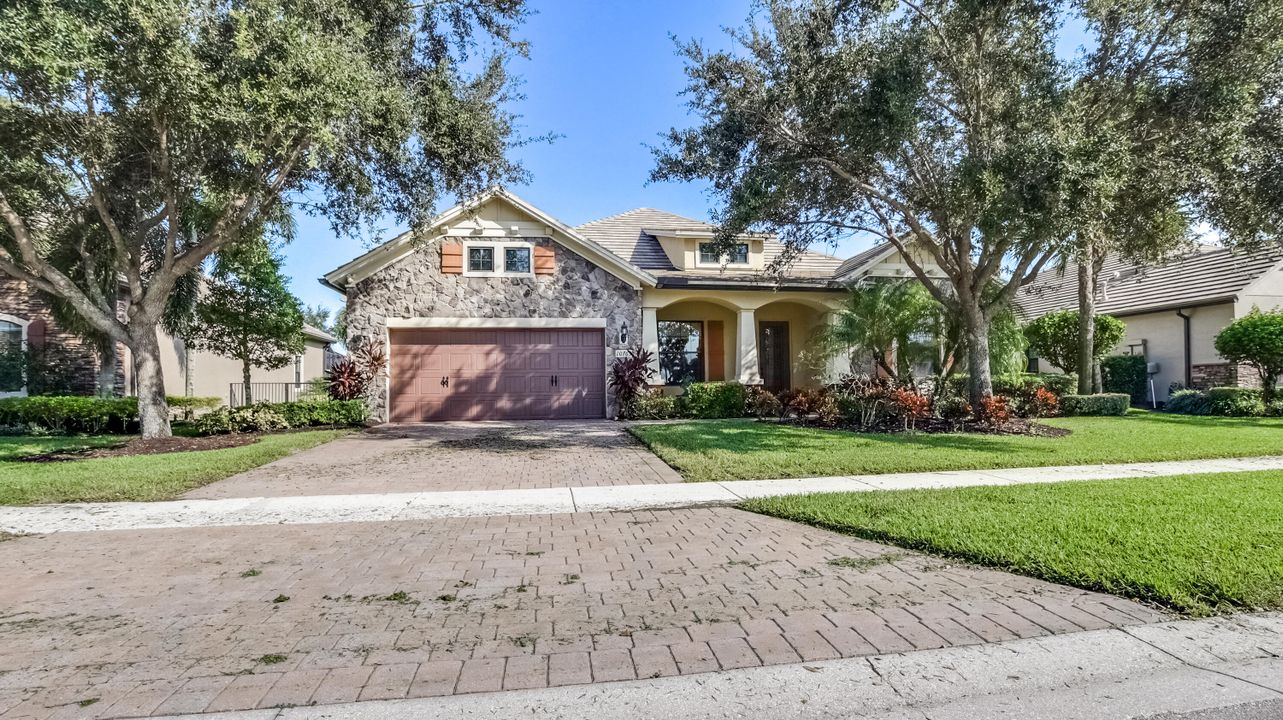 For Sale: $1,490,000 (3 beds, 3 baths, 3140 Square Feet)