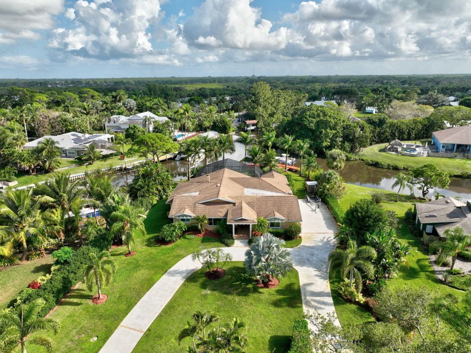 For Sale: $1,949,000 (4 beds, 3 baths, 3265 Square Feet)