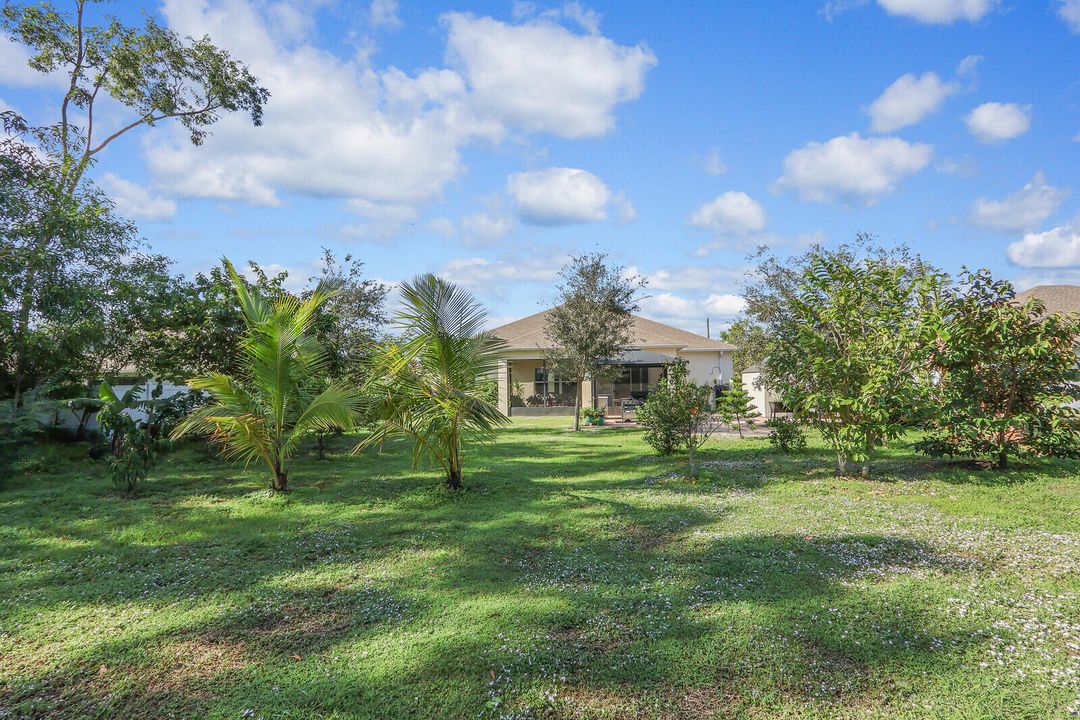 For Sale: $512,000 (3 beds, 2 baths, 2121 Square Feet)