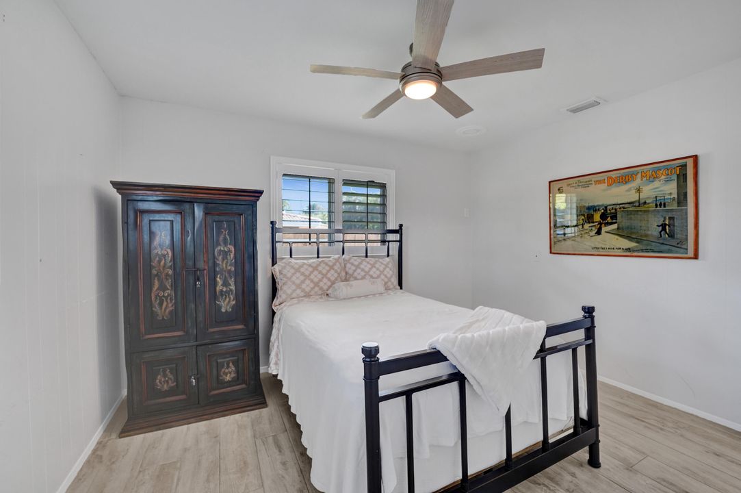 For Sale: $925,000 (3 beds, 2 baths, 1701 Square Feet)