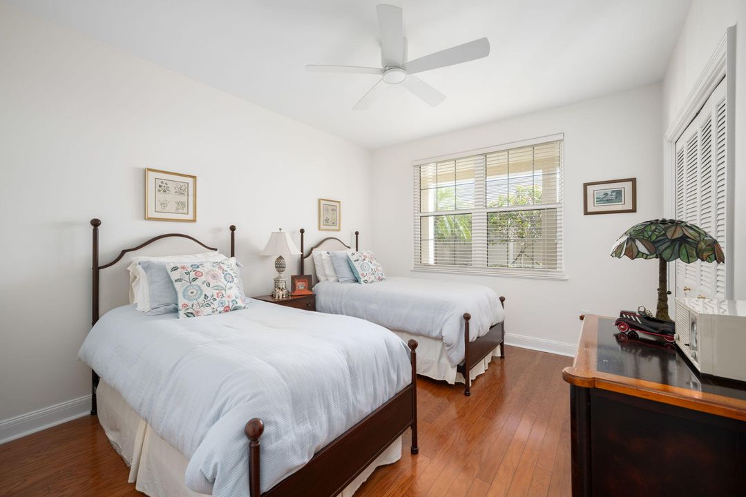 For Sale: $525,000 (2 beds, 2 baths, 1400 Square Feet)