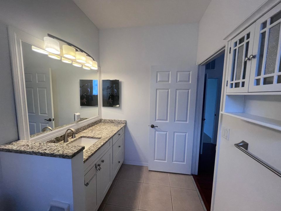 For Sale: $334,999 (3 beds, 2 baths, 1552 Square Feet)