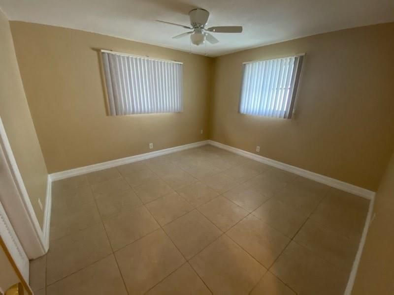 For Rent: $2,400 (2 beds, 2 baths, 1265 Square Feet)