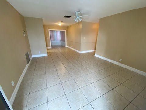 For Rent: $2,400 (2 beds, 2 baths, 1265 Square Feet)